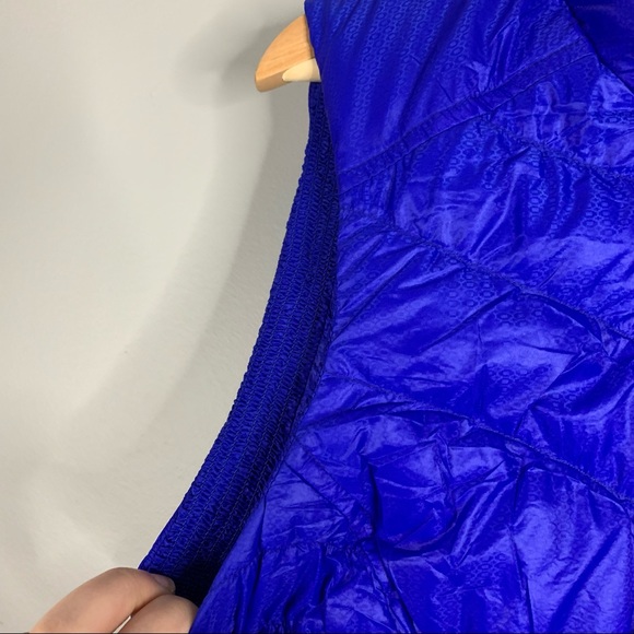 Athleta Royal Bright Blue Downalicious Goose Down Puffer Vest Women's Small S - Picture 5 of 11